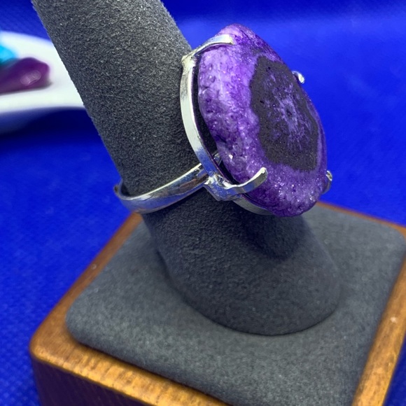 Rustic Cut Deep Purple Solar Agate Ring! .925 Sterling Silver Plated, Size 8 - Picture 3 of 10